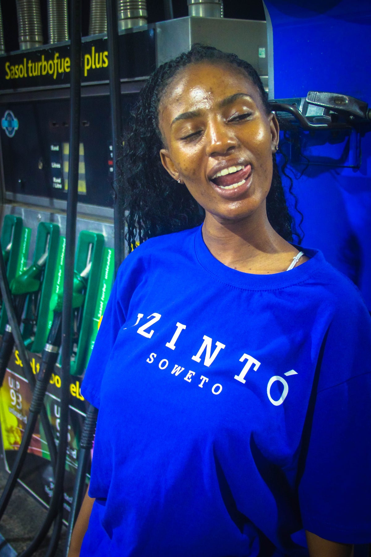 IZINTO CLOTHING - Blue minimal tee