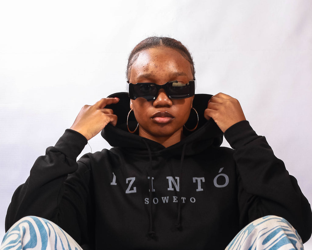 IZINTO CLOTHING - BLACK IZINTO HOODIE