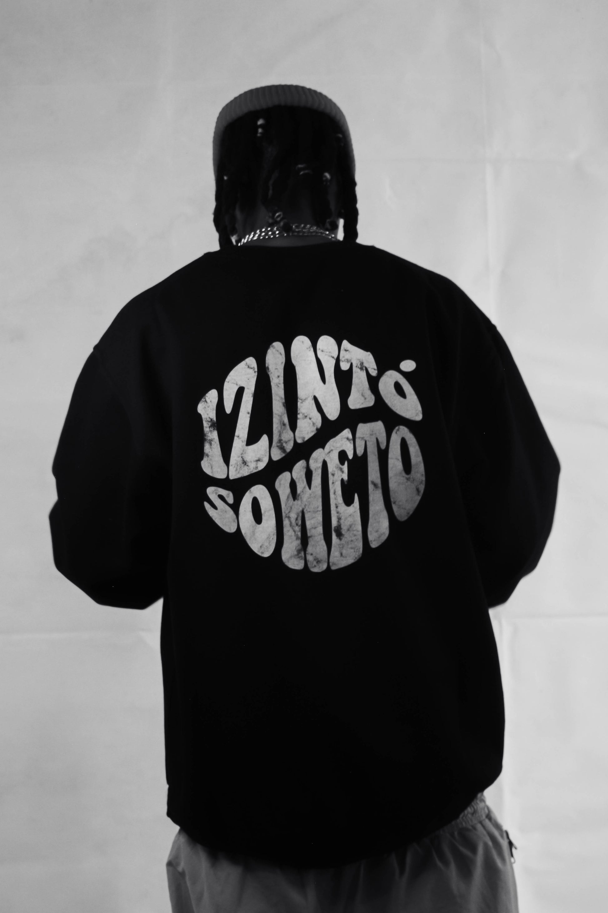 IZINTO CLOTHING - RETRO SWEATER